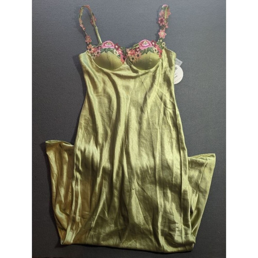 Selfie Leslie Women's Midi Dress Satin Lime Green Sz AU 12 US L Embroidered